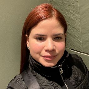 Maria, Barnevakt i Teie