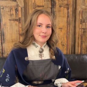 Malin, Babysitter in Hommelvik