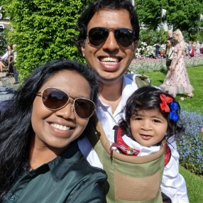 Vignesh, Familie i Askøy