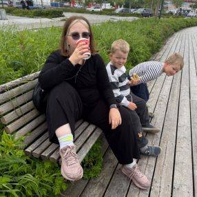 Benedicte Alise, Familie i Larvik
