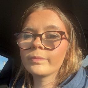 Linnea, Barnevakt i Karmøy