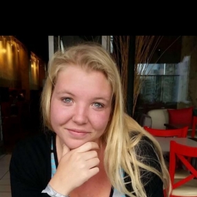 Maja, Babysitter in Lørenskog