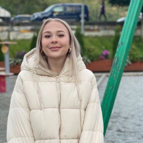 Linn, Barnevakt i Bergen