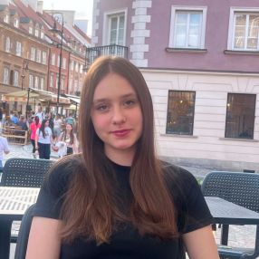 Oliwia, Babysitter in Warszawa