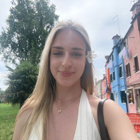 Maria, Babysitter in Gdów