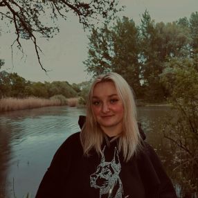 Wiktoria, Opieka nad dziećmi, Piastów