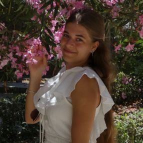 Julia, Babysitter in Kraków