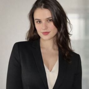 Vlada, Babysitter in Warszawa