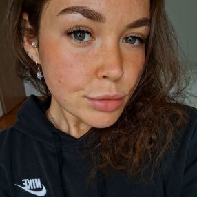 Dominika, Opieka nad dziećmi, Toruń