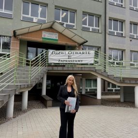Hania, Opieka nad dziećmi, Lubin