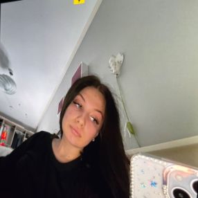Anna, Opieka nad dziećmi, Brzeg