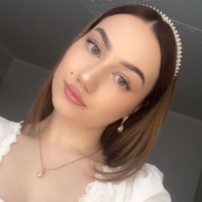 Wiktoria, Opieka nad dziećmi, Ostrowiec Świętokrzyski