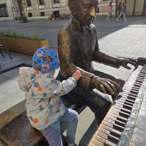 Anna, Rodzina, Łódź