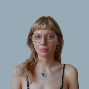 Mirjam, Opieka nad dziećmi, Gdynia
