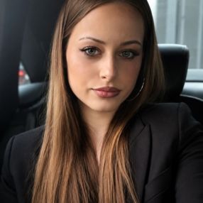 Anna, Opieka nad dziećmi, Warszawa