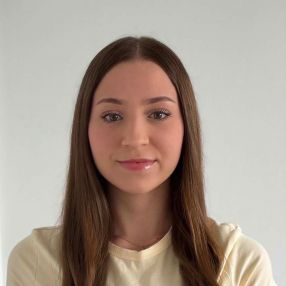 Paulina, Babysitter in Legnica