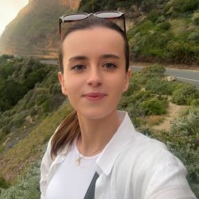 Alicja, Opieka nad dziećmi, Łódź