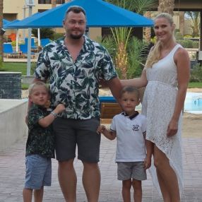 Milenw, Family in Warszawa
