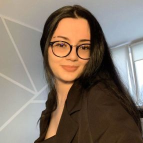 Gabriela, Opieka nad dziećmi, Luboń