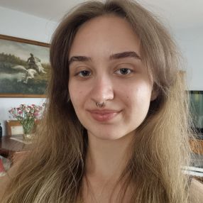 Julia, Opieka nad dziećmi, Żyrardów