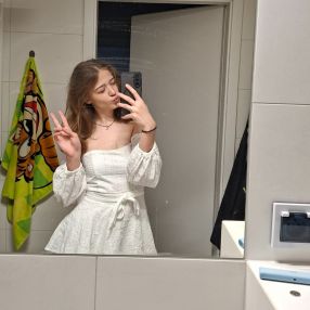 Julia, Opieka nad dziećmi, Nowa Sól
