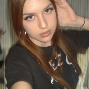 Lena, Babysitter in Kleczew