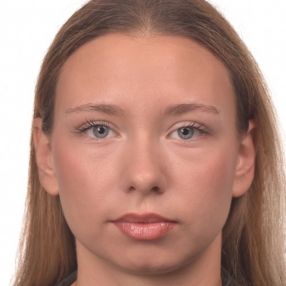 Vanessa, Opieka nad dziećmi, Brzeg