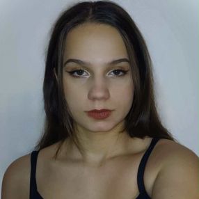 Kira, Opieka nad dziećmi, Białystok