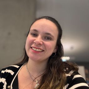 Madalena, Babysitter em Figueira da Foz