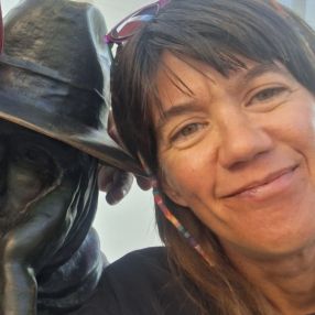 Milene, Babysitter in Faro