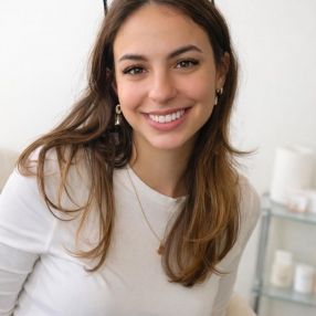 Rita, Babysitter em Águeda