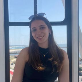 Eva, Babysitter em Coimbra