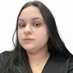 Carolina, Babysitter em Faro