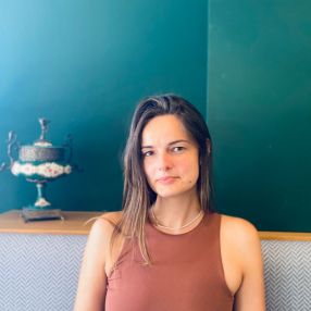Daniela, Babysitter em Penafiel