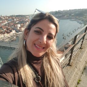 Daniele, Babysitter em Entroncamento