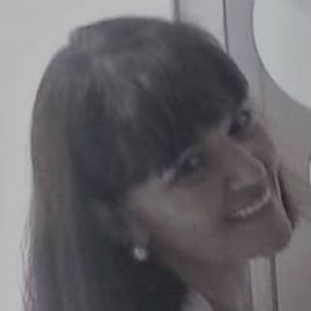 Silvia, Babysitter em Loulé