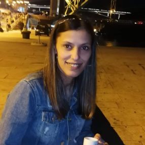 Vera, Babysitter em Águas Santas