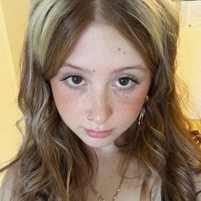 Alexandra, Babysitter em Odivelas