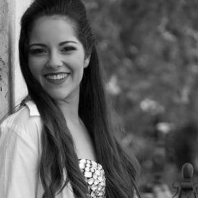 Catarina, Babysitter in Loures