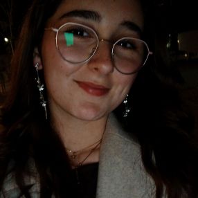 Gabriela, Babysitter em Alenquer