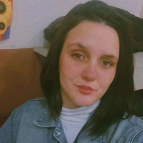 Cristal, Babysitter em Alenquer
