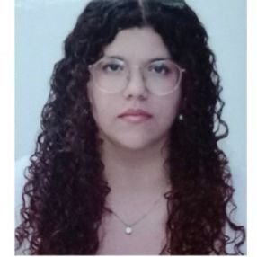Iara, Babysitter in Funchal
