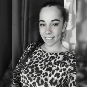 Luísa, Babysitter em Câmara de Lobos
