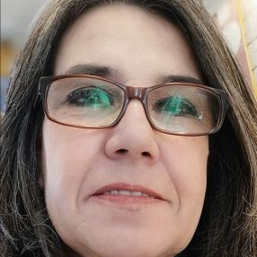 Teresa, Babysitter em Alcobaça