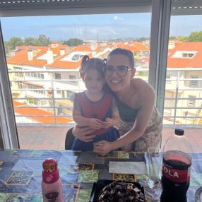 Nayara, Family in Porto