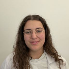 Mariana, Babysitter em Penafiel
