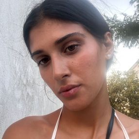 Beatriz, Babysitter in Évora