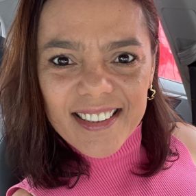Alessandra, Babysitter em Pombal