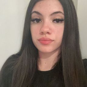 Alexandra, Babysitter em Montijo
