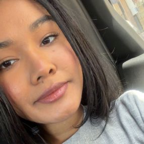 Saniya, Babysitter em Seixal